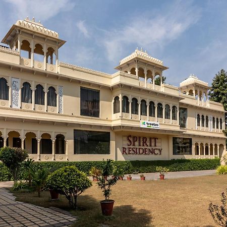 Treebo Spirit Residency Hotel Udaipur Luaran gambar