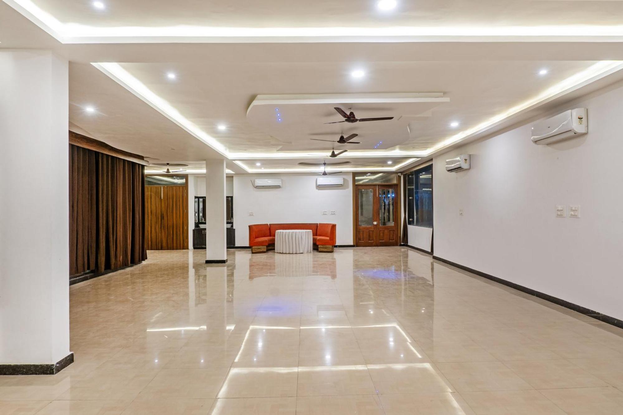 Treebo Spirit Residency Hotel Udaipur Luaran gambar